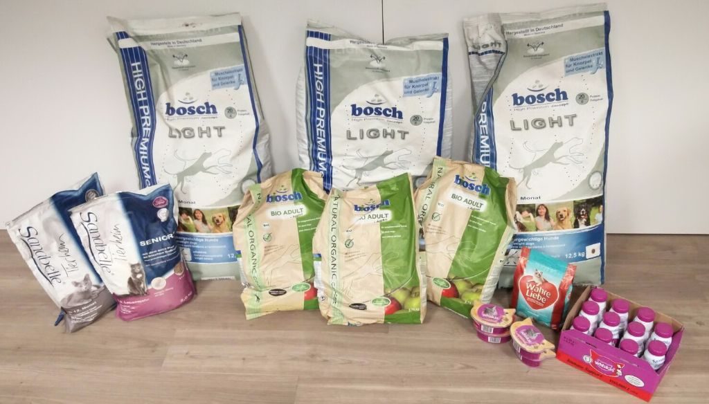 Hornbach Baumarkt spendet auch!